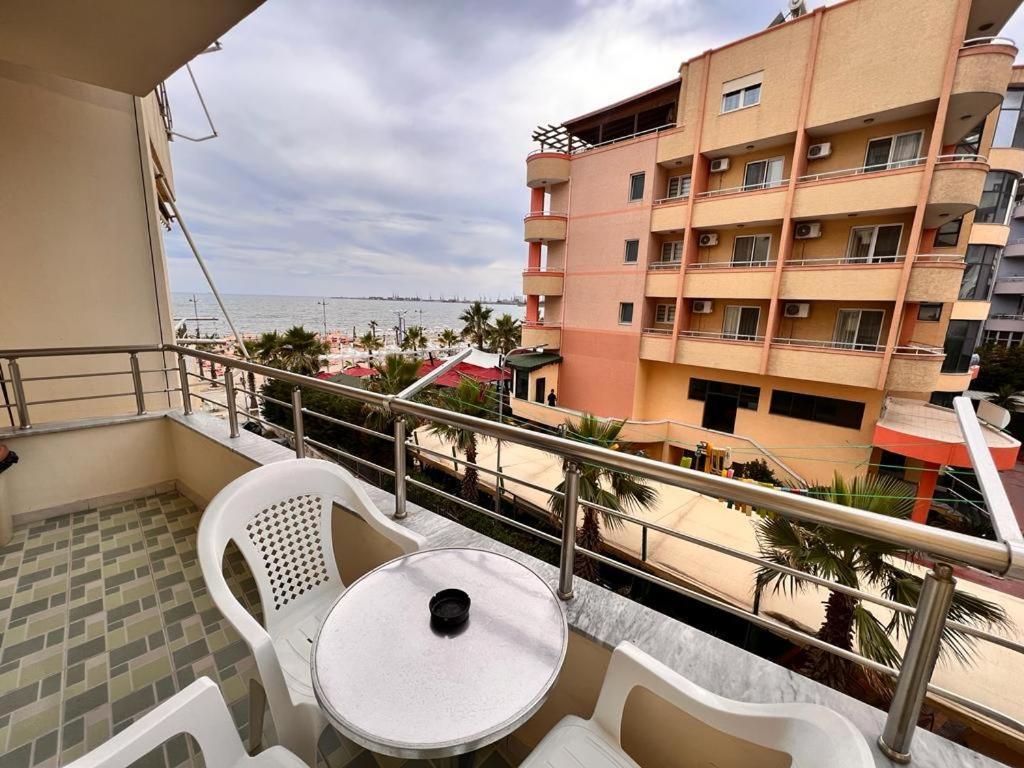 H&G Seaview Apartments Дуррес Екстер'єр фото